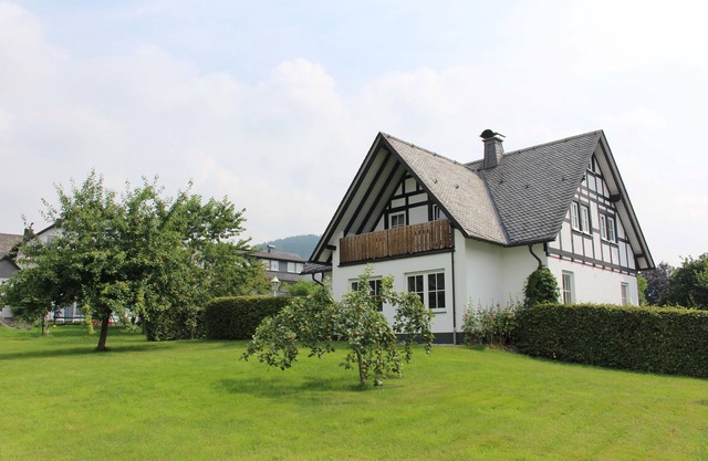 Maison de vacances indépendante à Schmallenberg-Holthausen pour max. 9 personnes.