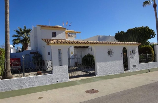 Maison de vacances indépendante près de la plage, piscine, tennis, WiFi