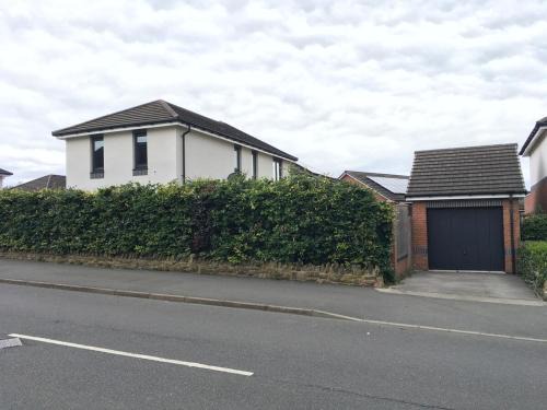 Detached house for family