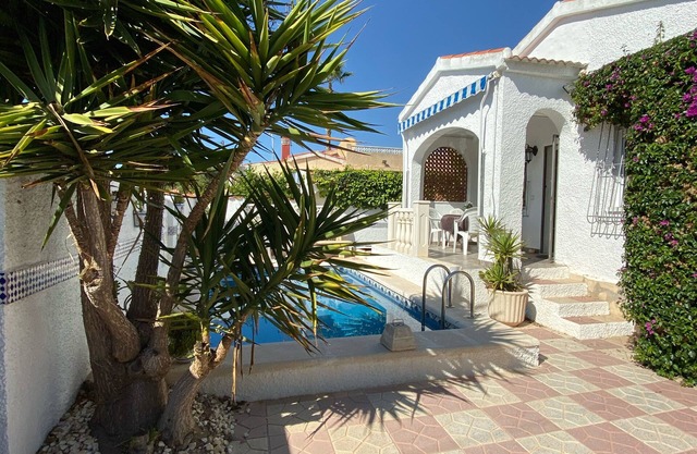 maison individuelle avec piscine privee