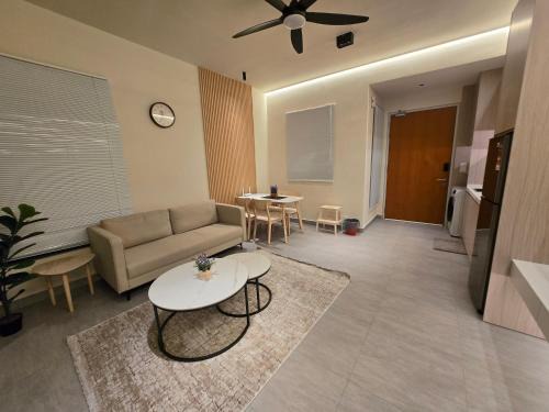 dgunduls homestay sunsuria SOHO by DGH