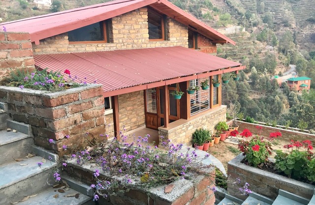 Dhoop Ghar - Malla Ramgarh près de Neemrana Bungalows