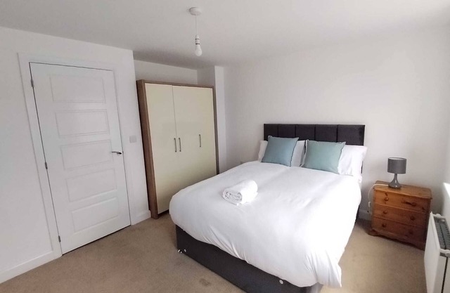 Diadem Comfort Suites, a Spacious and Beautiful 4-Bedroom Holiday House