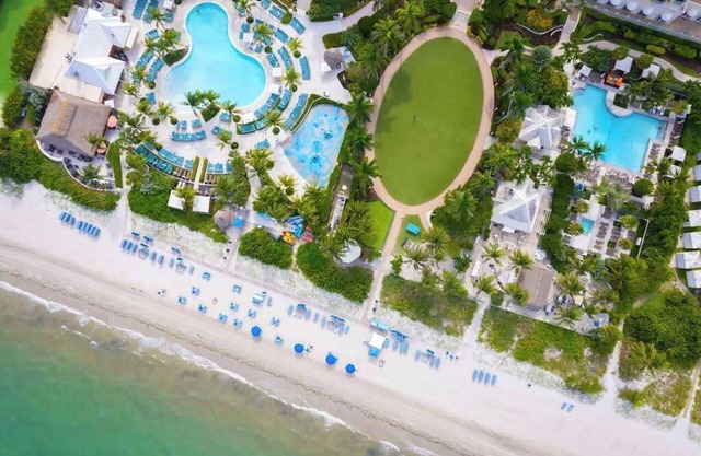 OCEAN VUE SUR LE CARLTON DE RITZ