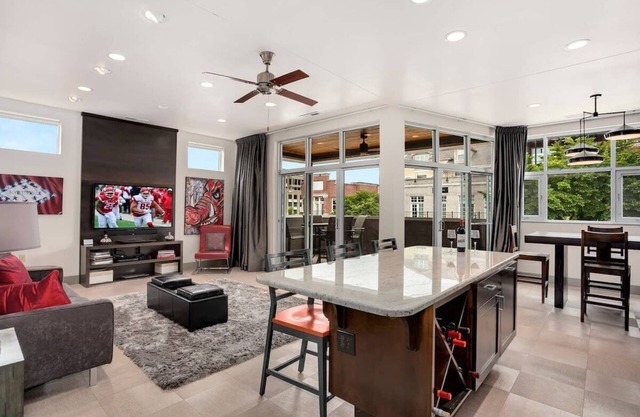 Rue Dickson Condo ★ Emplacement imbattable