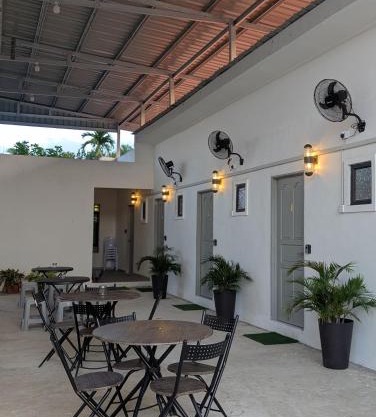Din's Studio Homestay