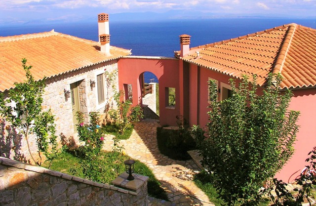 DIO GITES VILLA Prastos 3 B / R AVEC JARDIN ET PISCINE