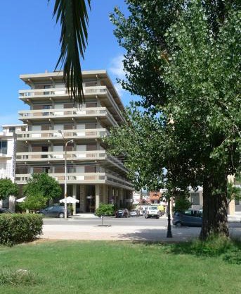 Dioscouri Hotel