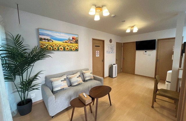 Direct access to NaritaHaneda airports convenient tourist base modern Japanese style private hous / Katsushika-ku Tokyo