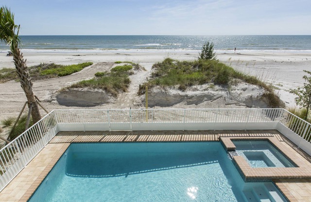 Direct Beach Front - Pool Home - 6 chambres - 4. 5 salles de bain
