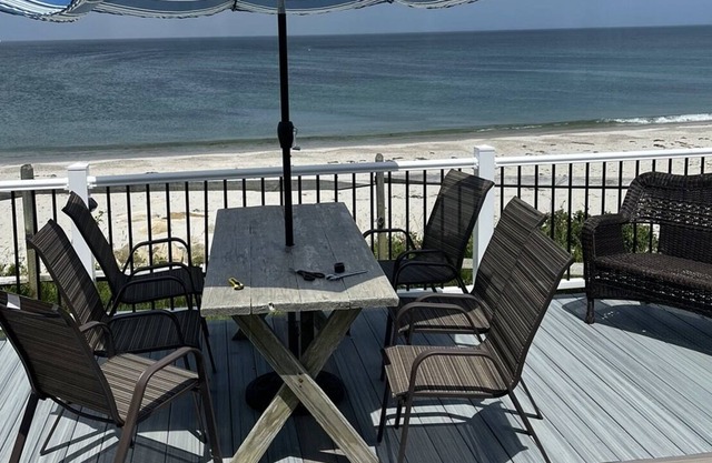 Direct Oceanfront!3 Bedroom 2 bath. Accepting Winter rental Oct-May 2023-pls pm