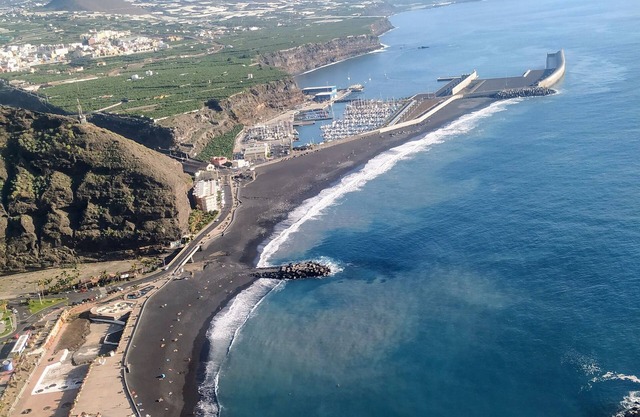 MAISON HISTORIQUE DIRECTEMENT SUR LA PLAGE