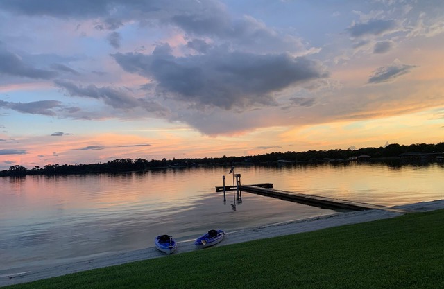 Lake June Dream !!! RÉDUCTION SPÉCIALE DE LA SAISON 2020 SUR LES LOCATIONS MENSUELLES!