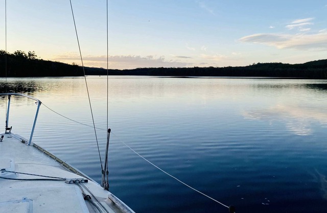 NEW LISTING DISCOUNT :Secluded Cottage by the lake