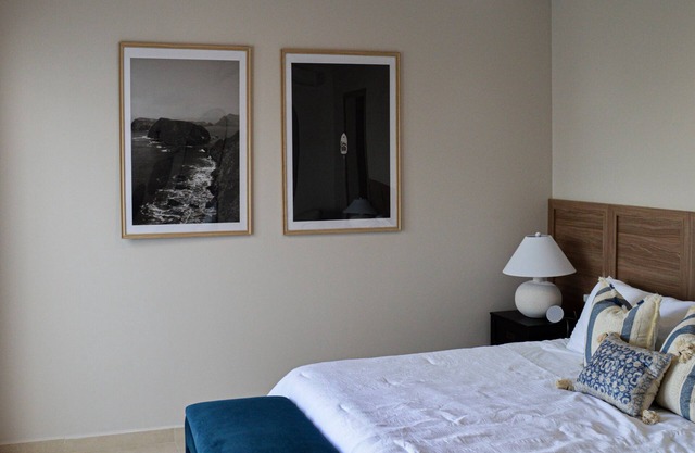 Discover Paradise Just 2 Minutes Away: Your Cozy, Beachside Haven Awaits!
