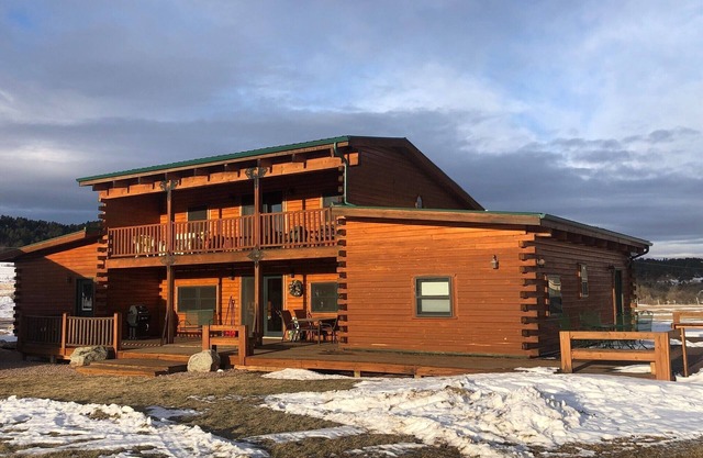 Beautiful Home Connexion Whitewood, SD disponible l'année.