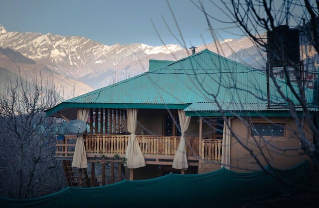 Discover Your Alpine Retreat in the Heart of the Mountains