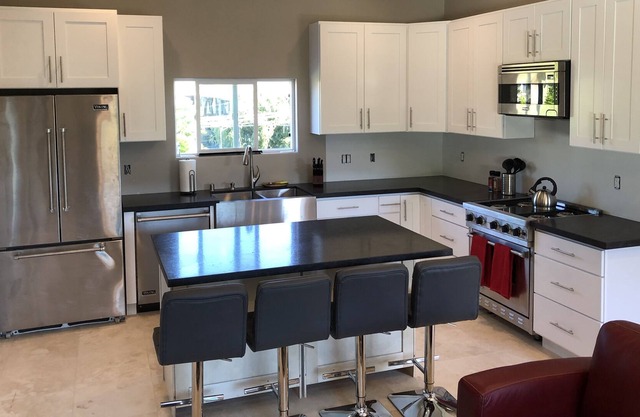 DISNEY & BEACH CLOSE - luxury 2 bedroom house