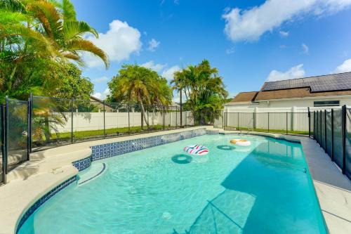 Disney-Themed Home Swim, BBQ and Explore Kissimmee!