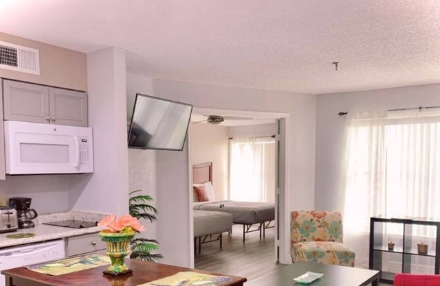 Disney Universal Forest View Renovated FamilyCondo