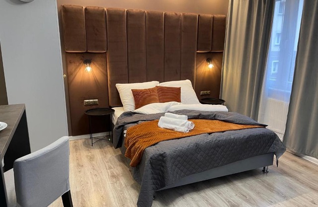 DK Premium przy Parku Centralnym