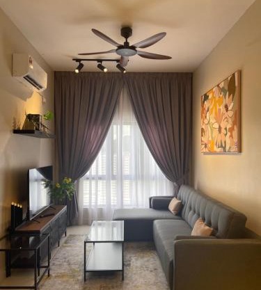 DnQ Homestay at The Horizon with Netflix, LG Purifier,Wifi in the Centre of Ipoh