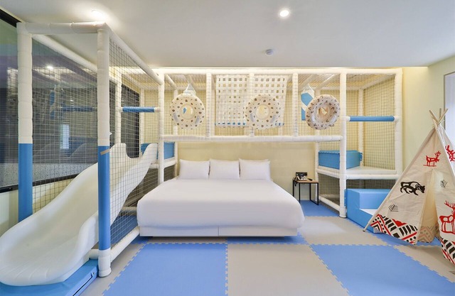 DOAN KIDS HOTEL
