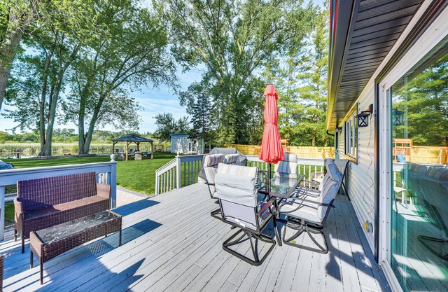 Lakefront Antioch Home w/ Dock, Kayaks & Game Room