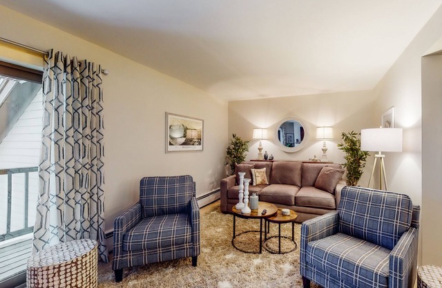 Dog-friendly, 2-story condo at the base of Ascutney with fireplace & balcony