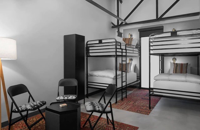 Dog-friendly & Free Parking, Friend Bunk Room at evo Hotel