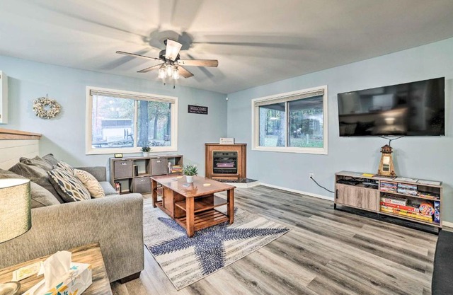 Dog-Friendly Harrison Retreat with Grill and Fire Pit!