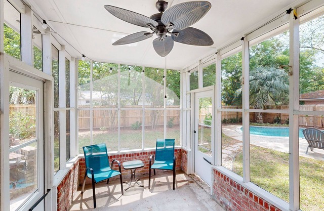 Dog-friendly home with private pool, enclosed yard, washer/dryer, & AC