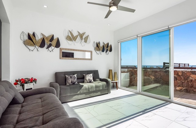 Dog-friendly home with heated outdoor pool, hot tub, balcony, rooftop terrace