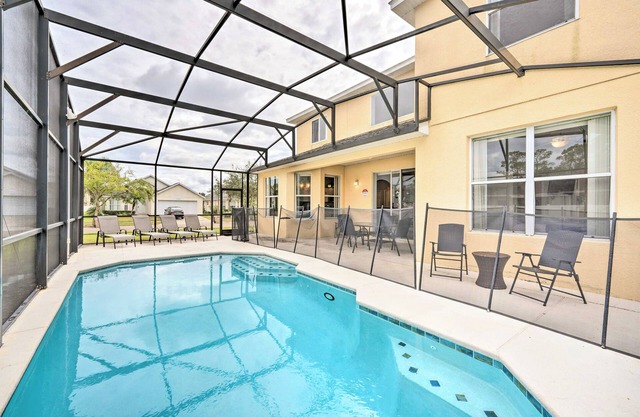 Dog-Friendly Kissimmee Home w/ Lanai + Pool!