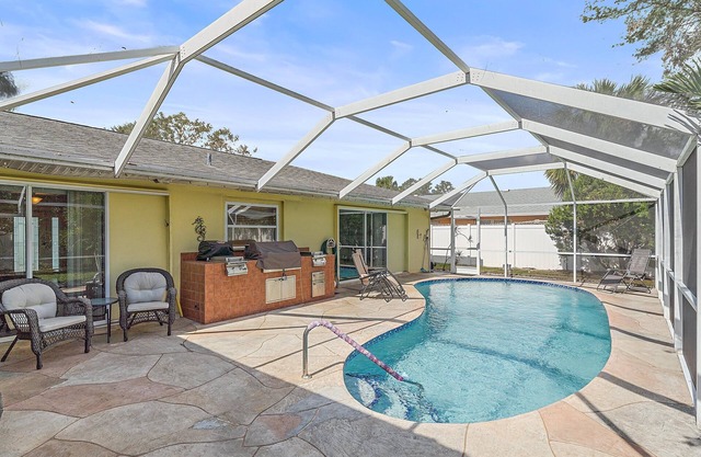 Dog-Friendly, Private Pool Home with Golf & Cycling at Bobby Jones Golf Club