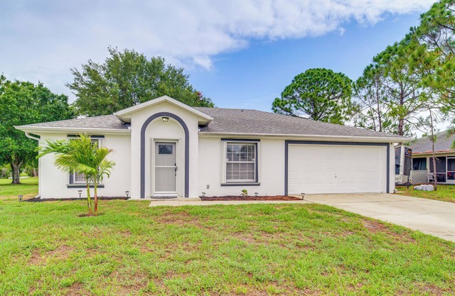 Dog-Friendly Sebastian Home ~ 9 Mi to Beaches!