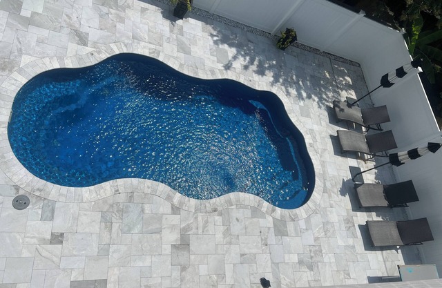 Pet-friendly, Pool, Private Home and WALK to the beach!