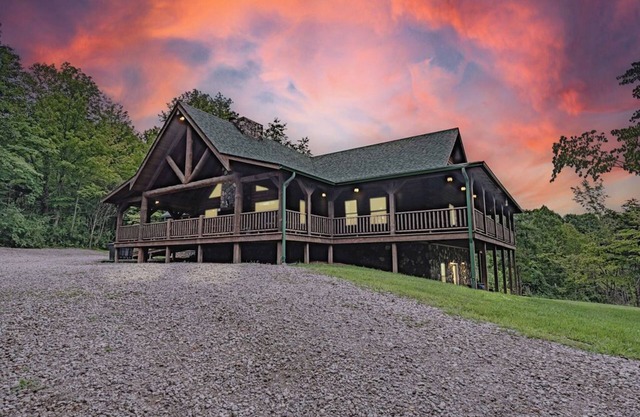 Dogwood Manor-Lodge-Salle de bain privée séparée-Vue sur le bois