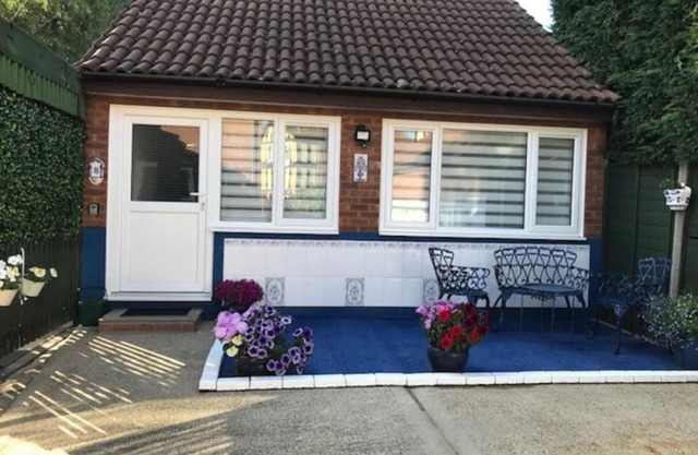 Dolly Cottage Colchester