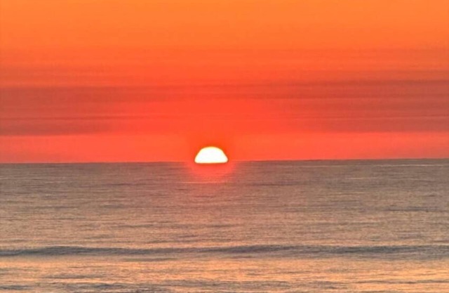 Amazing Views 3bed 3bth Walk to Beach,restaurants,shops! Beautiful Island Life