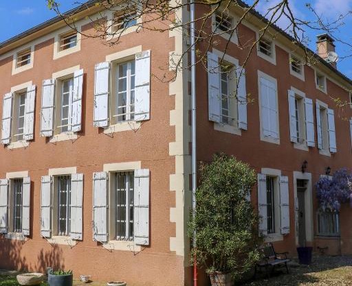 Domaine De Marlas - Gîte de Charme