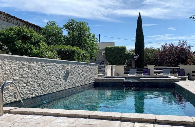 Domaine Privatisé Avec Piscine Dans la Garrigue Nîmoise, Idéal Pour Grand Groupe