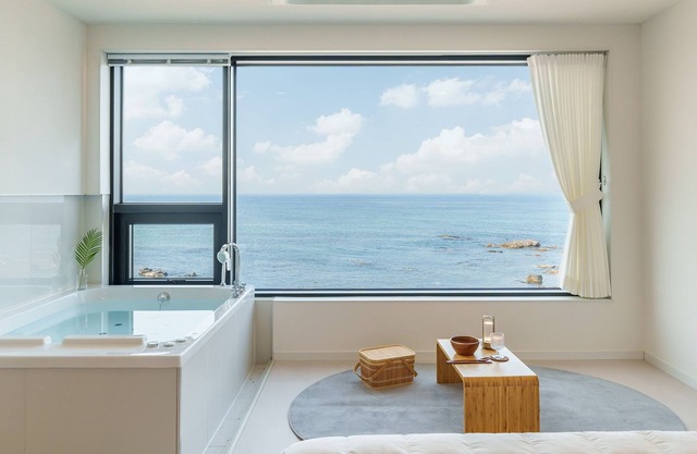 Donghae Neulbadarang Ocean View Pension
