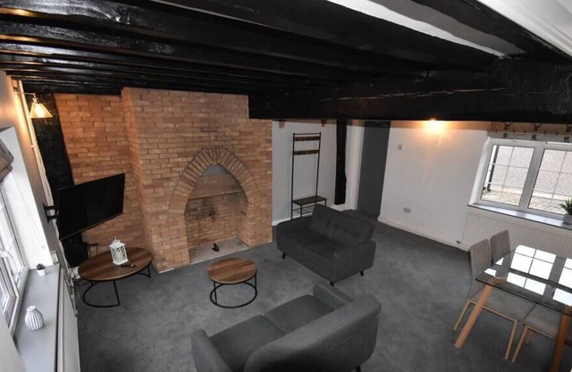 Donington Cottage Apartment 8