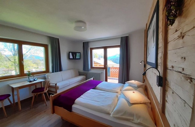 Doppelzimmer mit Dusche, WC - Pension Bergpracht