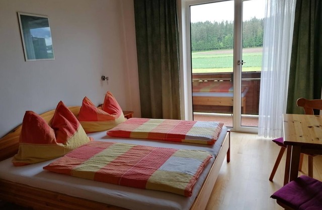 Doppelzimmer,d/wc, Balkon - Bauernhof-pension Puschnikhof