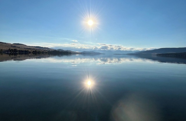 Gran's Cabin Lakefront on Flathead Lake - Dora's