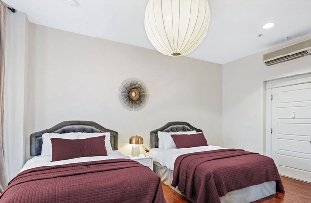 Brexton Hotel | Touchless Cozy Studio
