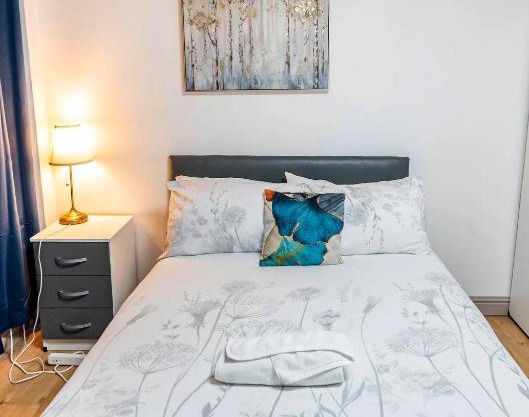 Double Bed Room in Flat near Birmingham City Centre