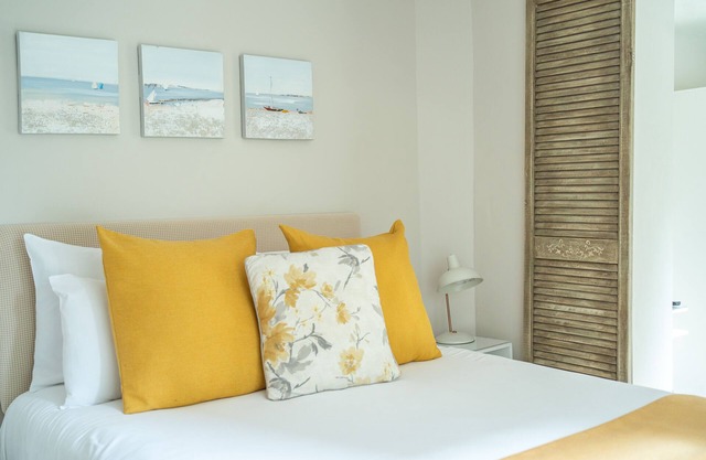 Double En Suite Room w/ Private Patio